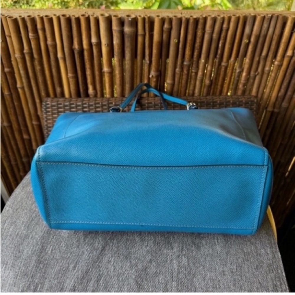 COACH blue tote - Picture 3 of 9